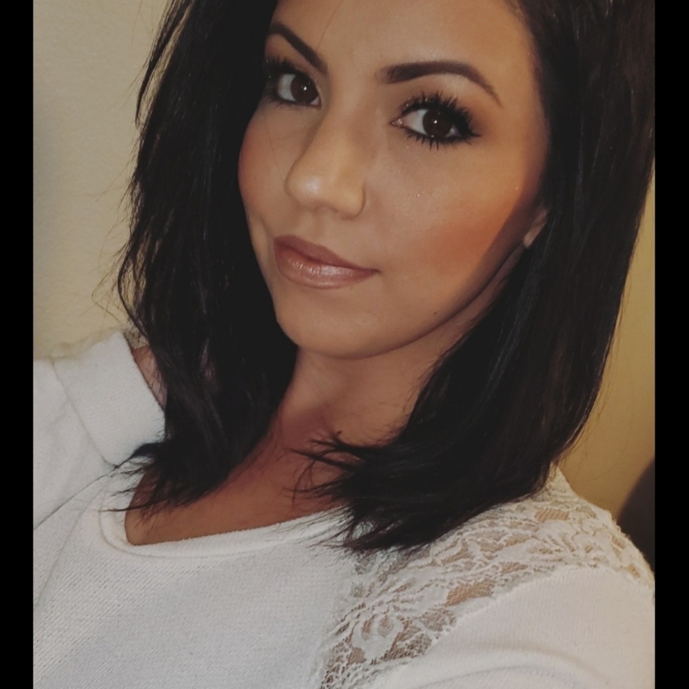 Meet your Posher, Pamela